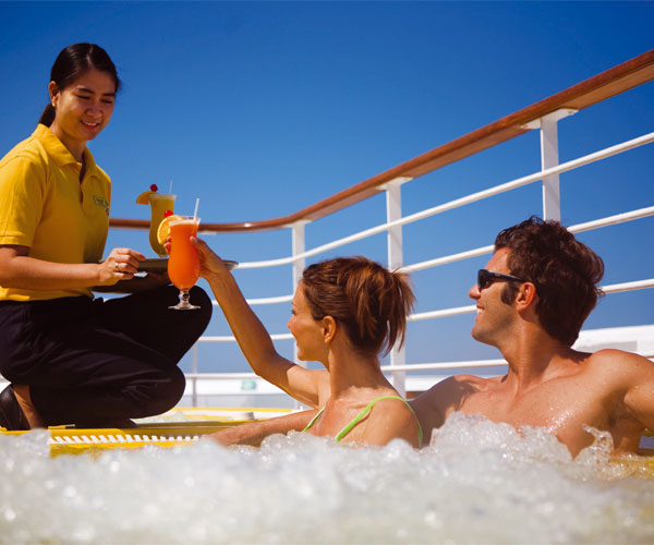 Disfruten del Servicio a Bordo del Costa Fascinosa CRUCEROS COSTA FASCINOSA CRUCEROS MEDITERRANEO CRUCEROS DESDE BARCELONA CRUCEROS FRANCIA ITALIA MALTA IBIZA MALLORCA COSTA CROCIERE COSTA CRUISES MEDITERRANEAN CRUISES CRUCEROS BARATOS